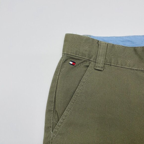 Tommy Hilfiger Youth Boys Size 14 Stretch Khaki Short Dusty Olive Green $39 1251 - Picture 3 of 6